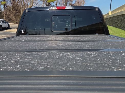 Used 2016 Ford F150 XLT w/ Equipment Group 302A Luxury image 13