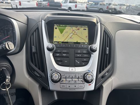 Used 2017 Chevrolet Equinox Premier w/ Enhanced Convenience Package image 14