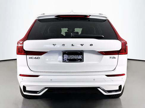 New 2026 Volvo XC60 T8 Plus w/ Protection Package Premier AWD/4WD image 6