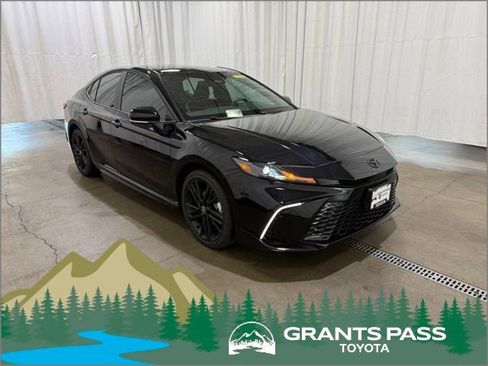New 2026 Toyota Camry Hybrid w/ Multimedia Upgrade Package AWD/4WD image 1