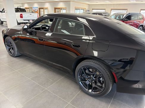 New 2026 Dodge Charger R/T AWD/4WD image 7