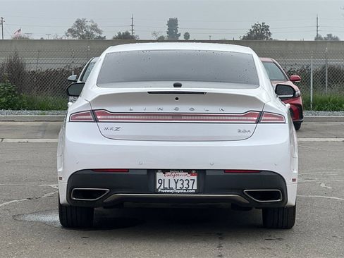 Used 2020 Lincoln MKZ Reserve image 6