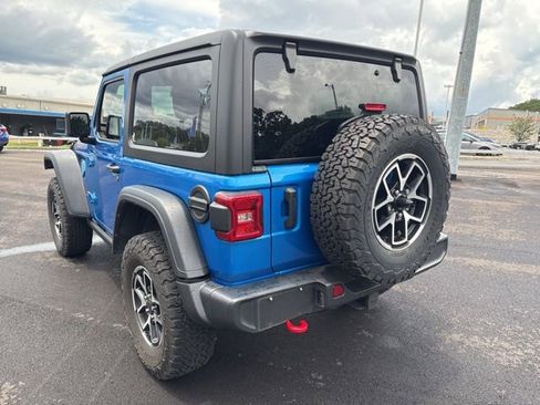 Used 2024 Jeep Wrangler Rubicon w/ Technology Group AWD/4WD image 5