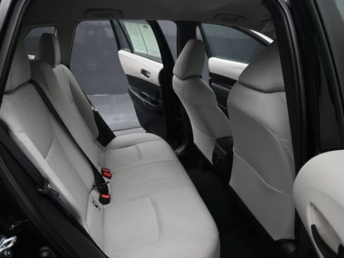 Used 2024 Toyota Corolla Cross L AWD/4WD image 28