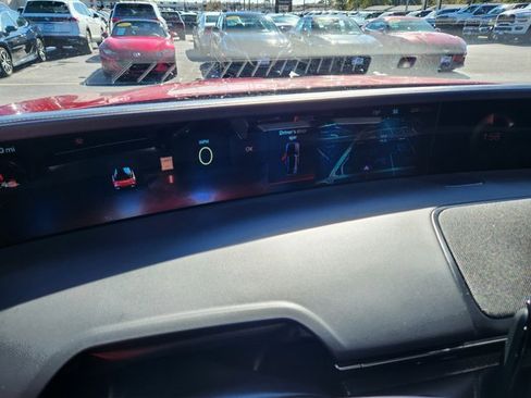 Used 2024 Lincoln Nautilus Reserve w/ Equipment Group 202A image 15