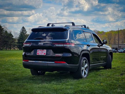 Used 2021 Jeep Grand Cherokee L Limited AWD/4WD image 3