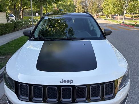 Used 2021 Jeep Compass Trailhawk image 7