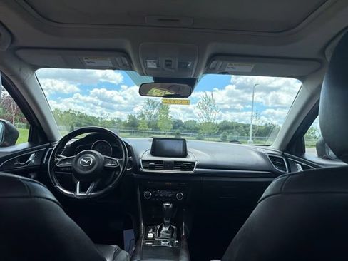 Used 2017 MAZDA MAZDA3 Grand Touring FWD image 15
