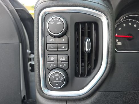 Used 2023 Chevrolet Silverado 3500 LTZ w/ LTZ Plus Package AWD/4WD image 21