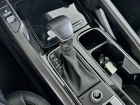 Used 2025 Kia Telluride S FWD image 25