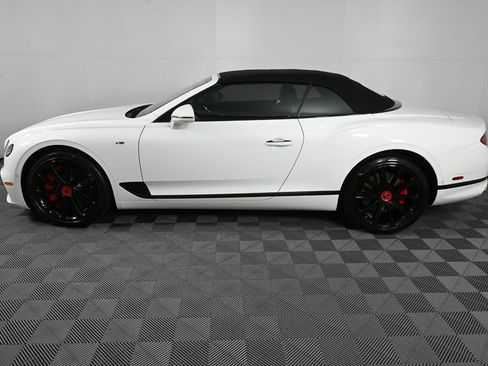 Used 2021 Bentley Continental GT V8 image 3