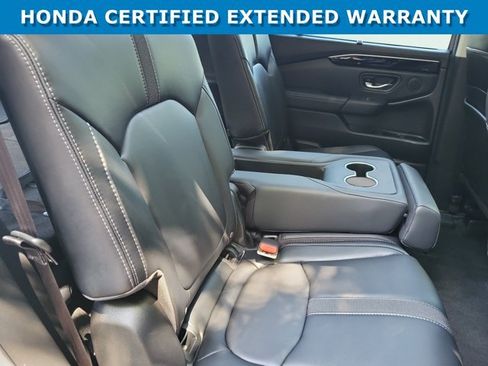 Certified 2025 Honda Pilot Touring image 18