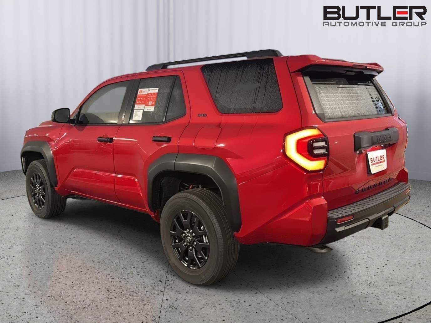 New 2026 Toyota 4Runner SR5 AWD/4WD image 4
