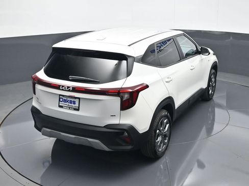 Certified 2025 Kia Seltos LX image 50