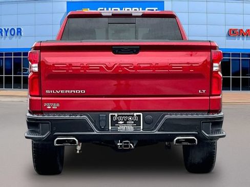 Used 2024 Chevrolet Silverado 1500 LT Trail Boss w/ LT Trail Boss Premium Package AWD/4WD image 6