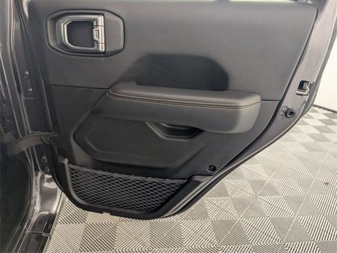 Certified 2025 Jeep Wrangler Unlimited Sahara w/ Safety Group image 29