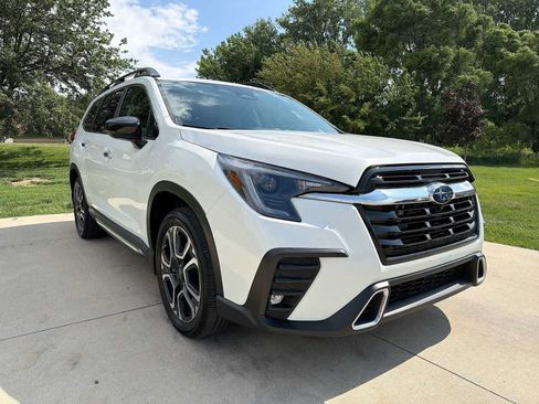 Certified 2024 Subaru Ascent Touring w/ Popular Package #2 AWD/4WD image 8