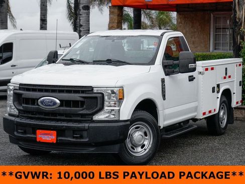 Used 2022 Ford F250 XL w/ Power Equipment Group image 4