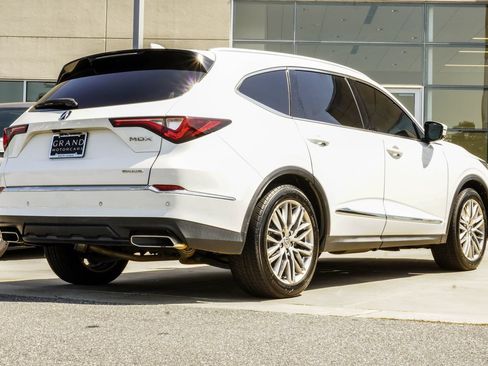 Used 2022 Acura MDX SH-AWD w/ Advance Package image 12