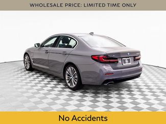 Used 2022 BMW 530e xDrive video 3