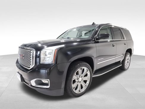 Used 2015 GMC Yukon Denali w/ Open Road Package AWD/4WD image 6