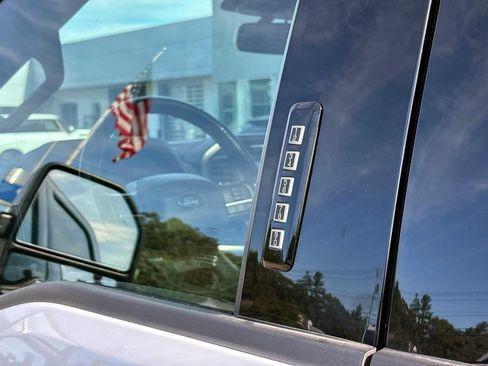 Used 2024 Ford F150 Lariat w/ Bed Utility Package AWD/4WD image 10