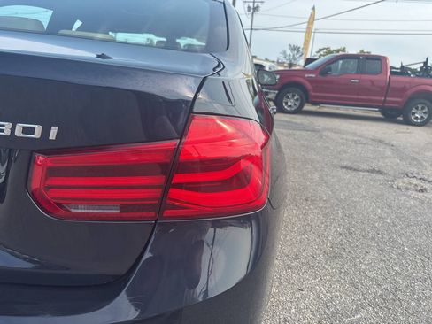 Used 2017 BMW 330i xDrive Sedan AWD/4WD image 13