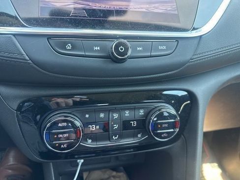 Certified 2022 Buick Encore GX Essence w/ Experience Buick Package FWD image 41