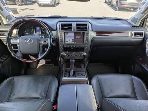 Used 2016 Lexus GX 460 w/ Premium Package image 14