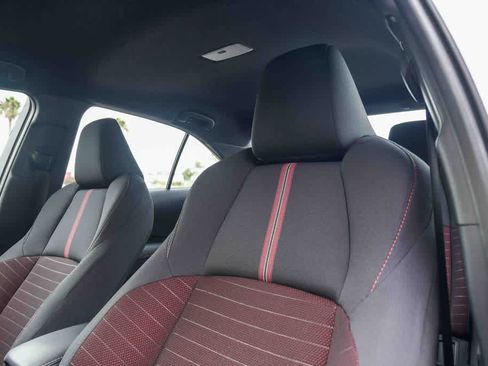 Certified 2025 Toyota Corolla SE FWD image 18