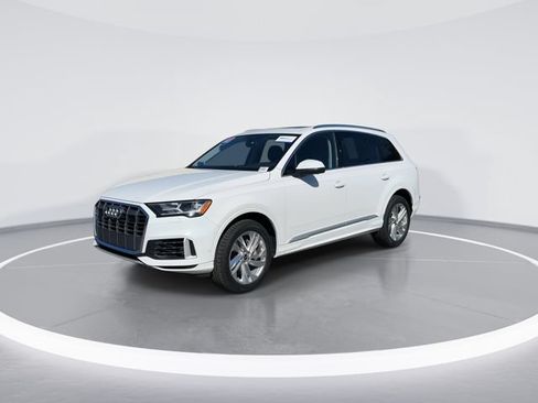 Used 2023 Audi Q7 3.0T Premium Plus AWD/4WD image 3