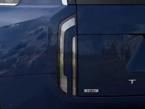 New 2027 Kia Telluride LX w/ Towing Package FWD image 11