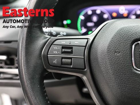 Used 2024 Honda Accord Sport image 15