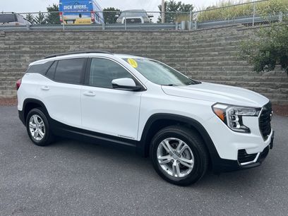Used 2023 GMC Terrain SLE w/ Driver Convenience Package