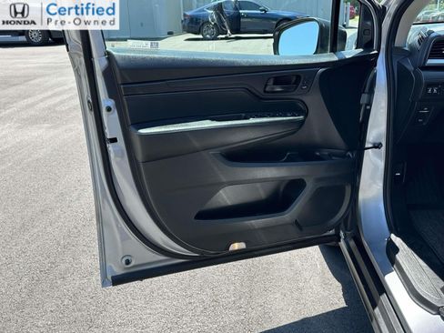 Certified 2025 Honda Odyssey EX-L image 5