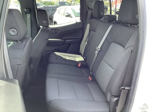 Used 2026 Chevrolet Colorado W/T w/ Advanced Trailering Package RWD image 23