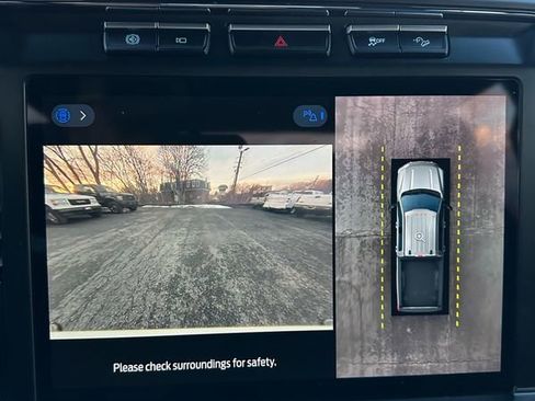 Used 2023 Ford F350 XLT w/ XLT Premium Package image 15