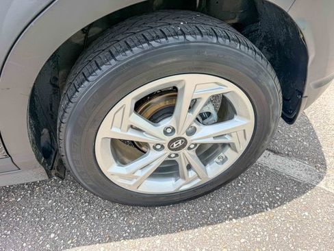 Used 2023 Hyundai Kona SEL FWD image 10