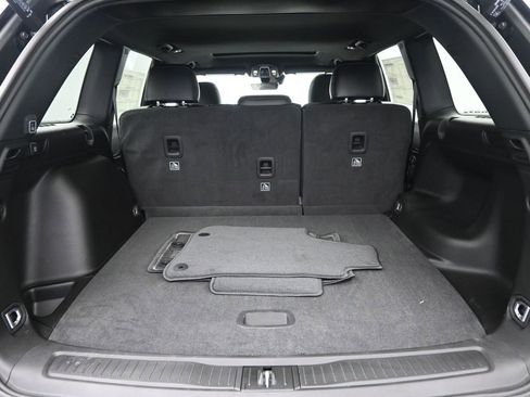 New 2025 Jeep Grand Cherokee Altitude image 25