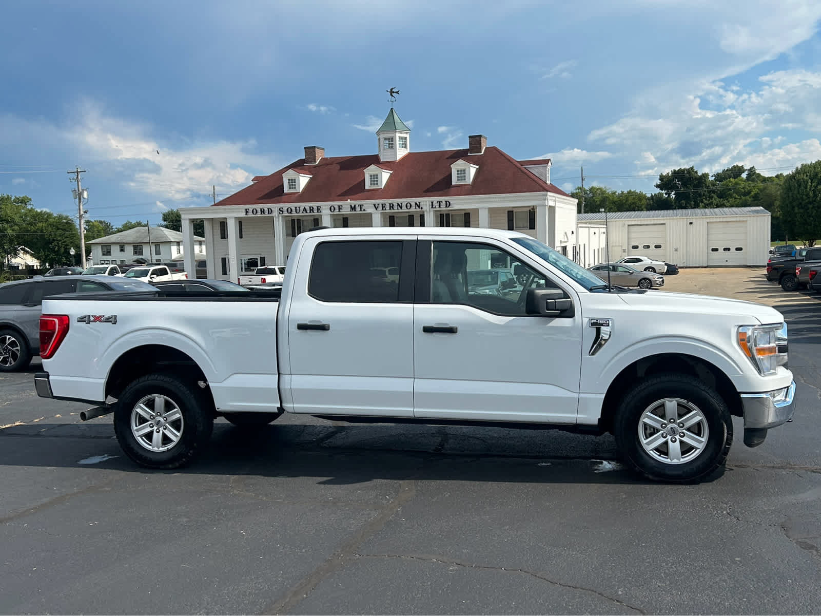 Used 2022 Ford F150 XLT AWD/4WD image 4
