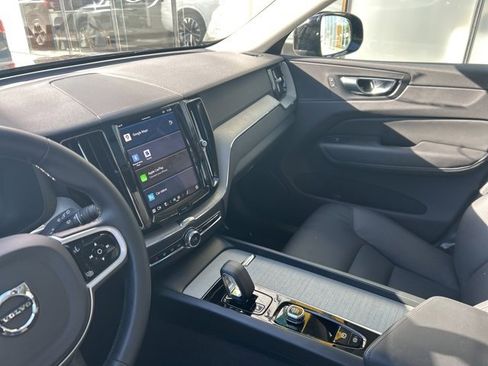 Certified 2025 Volvo XC60 B5 Plus image 19
