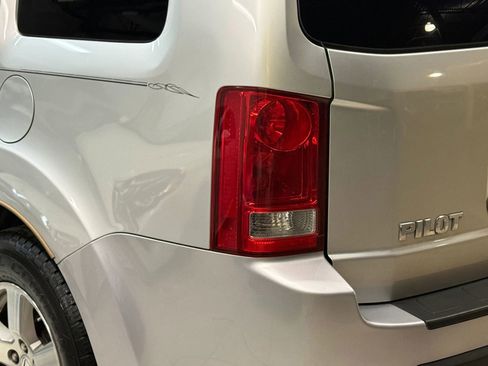 Used 2009 Honda Pilot EX-L image 12