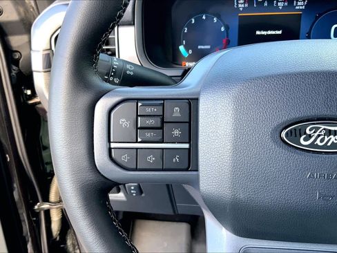 Certified 2025 Ford F150 Lariat w/ FX4 Off-Road Package AWD/4WD image 19