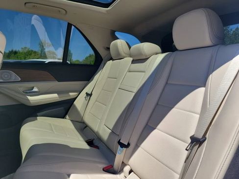 Used 2020 Mercedes-Benz GLE 350 4MATIC image 10