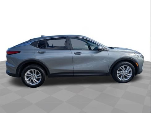 Certified 2024 Buick Envista Preferred w/ Advanced Safety Package image 4