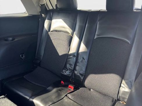 Used 2019 Dodge Journey Crossroad image 17