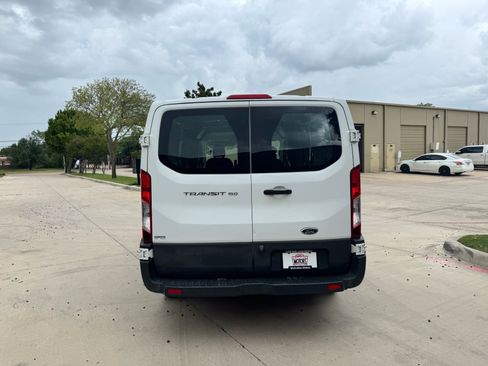 Used 2015 Ford Transit 150 130 Low Roof RWD image 3