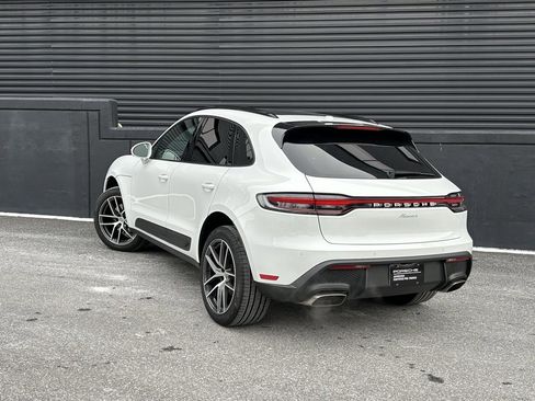 Certified 2025 Porsche Macan image 8