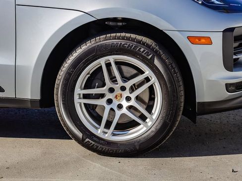 Used 2020 Porsche Macan image 11