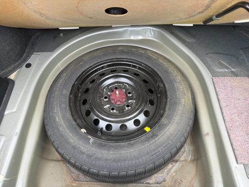 Used 2002 Toyota Camry LE image 32